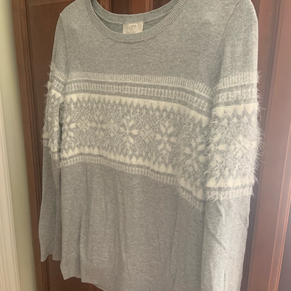 LOFT Light Gray Snowflake Patterned Sweater, 100% Cotton, Size M, EUC